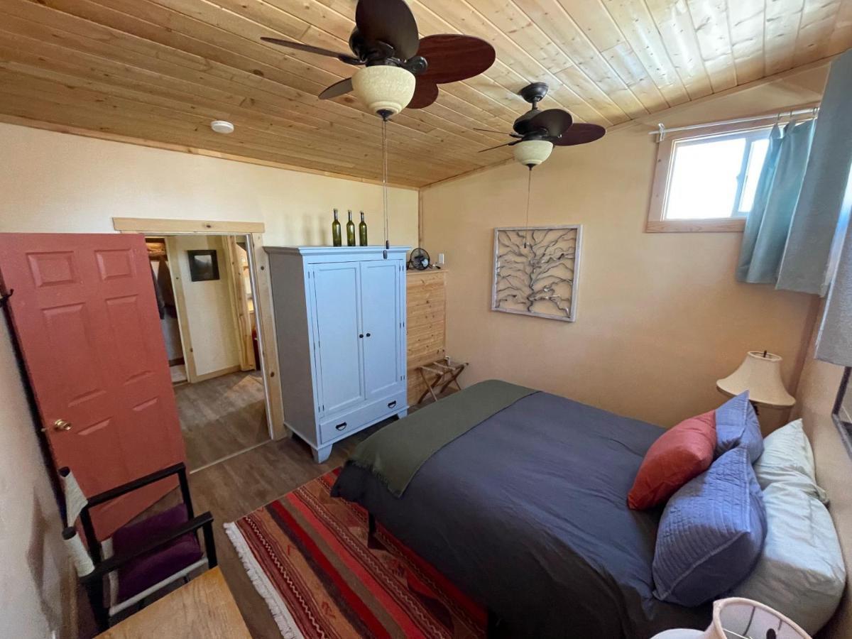 Lava Hideout Cabins Lava Hot Springs Ngoại thất bức ảnh